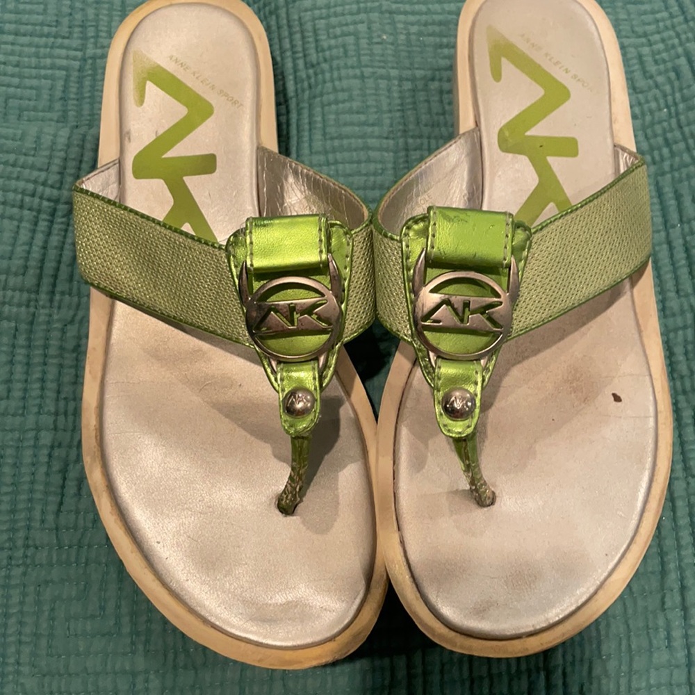 Pretty Anne Klein apple green sandals